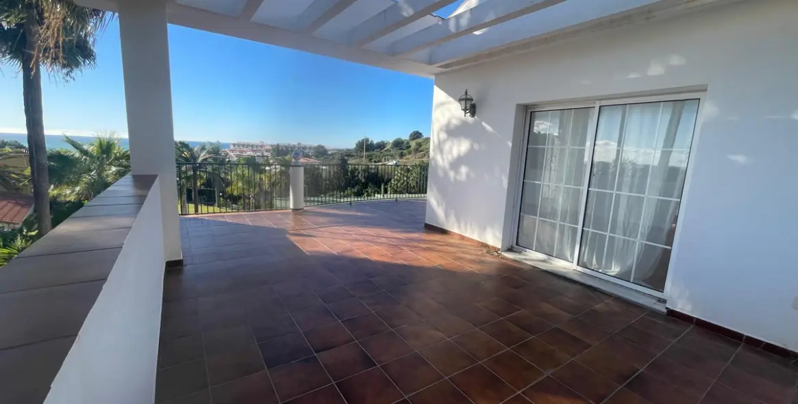 Sale of detached villa in El Higuerón - Capellanía 13