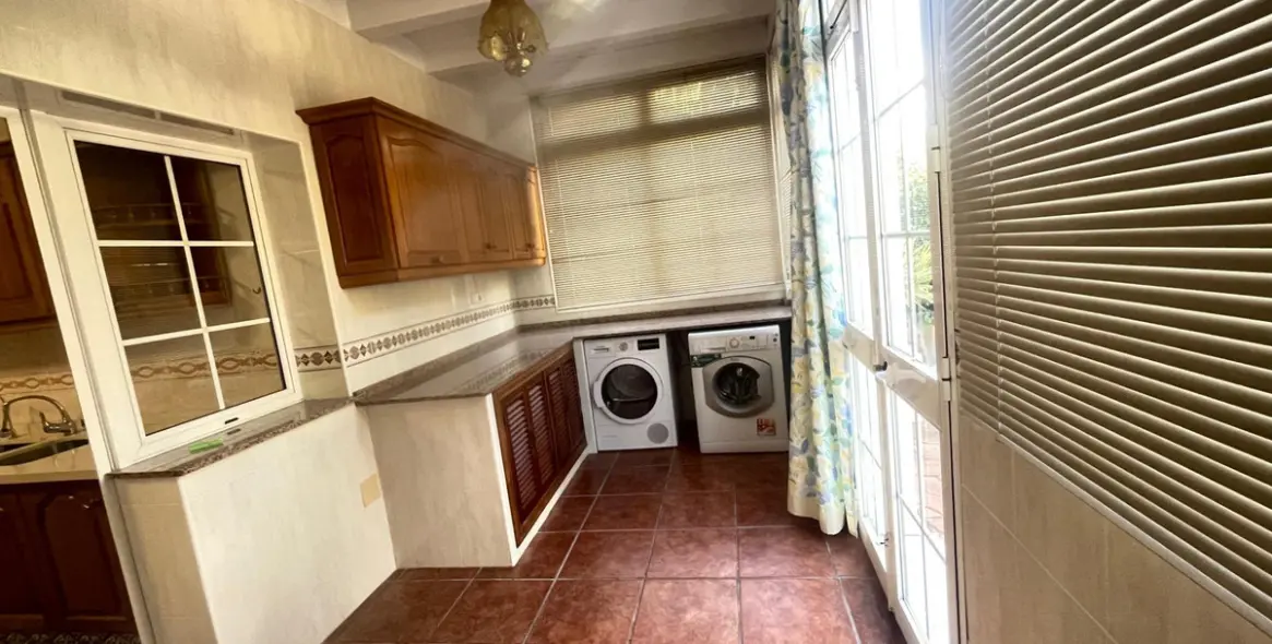 Sale of detached villa in El Higuerón - Capellanía 17