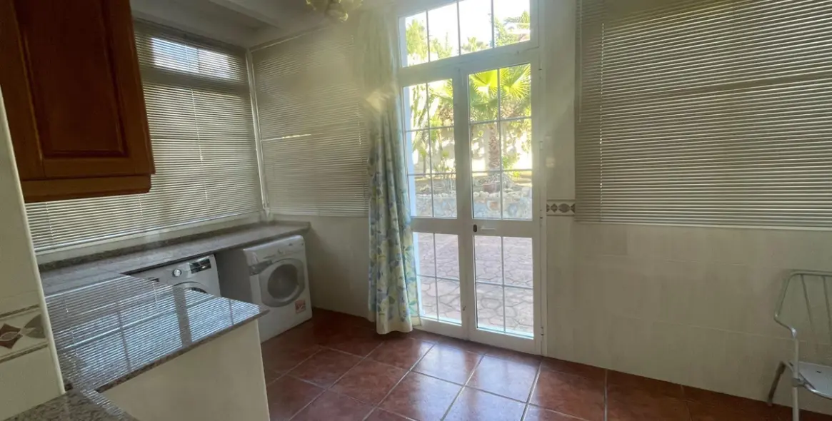 Sale of detached villa in El Higuerón - Capellanía 18