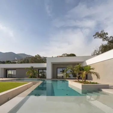 Detached villa R5255935