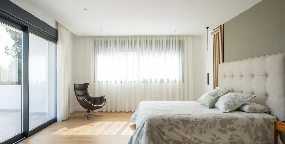 Sale of detached villa in Benalmadena Costa 17