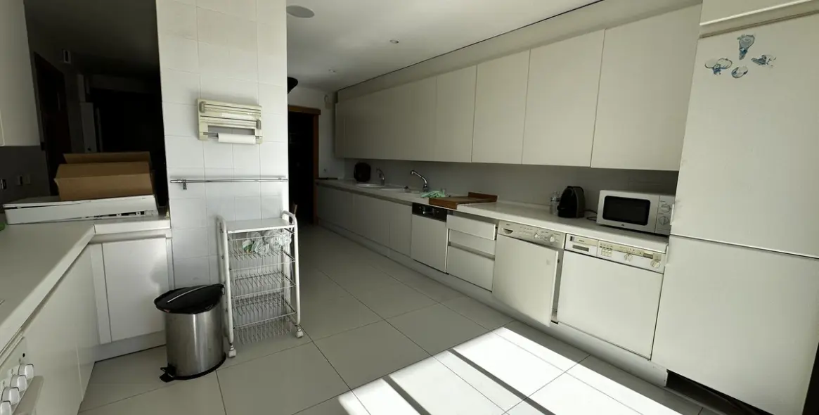 Alquiler a largo plazo de oficina en Marbella 5