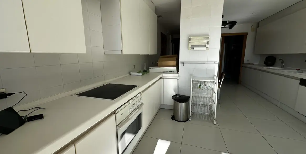 Alquiler a largo plazo de oficina en Marbella 15