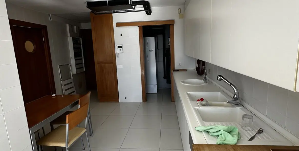 Alquiler a largo plazo de oficina en Marbella 16