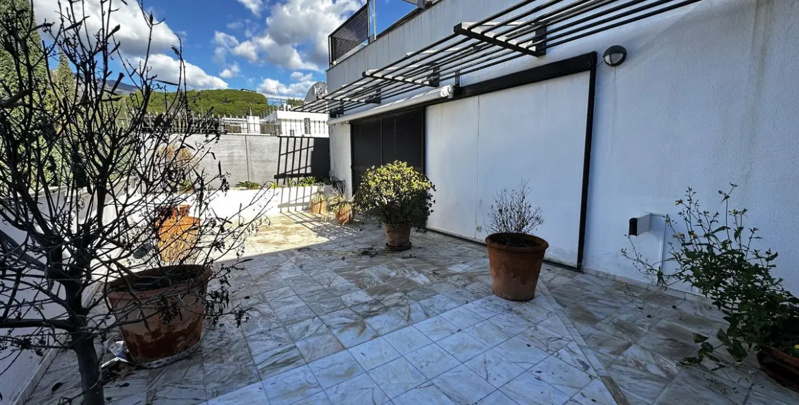 Alquiler a largo plazo de oficina en Marbella 20