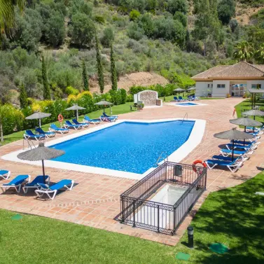 Long-term rent of middle floor apartment in Río Real