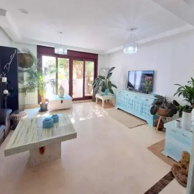 Продажа апартаментов на первом этаже в Casares