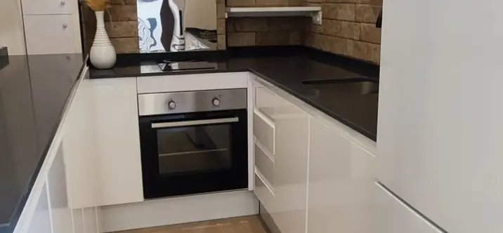 Sale of ground floor apartment in Marbella 3