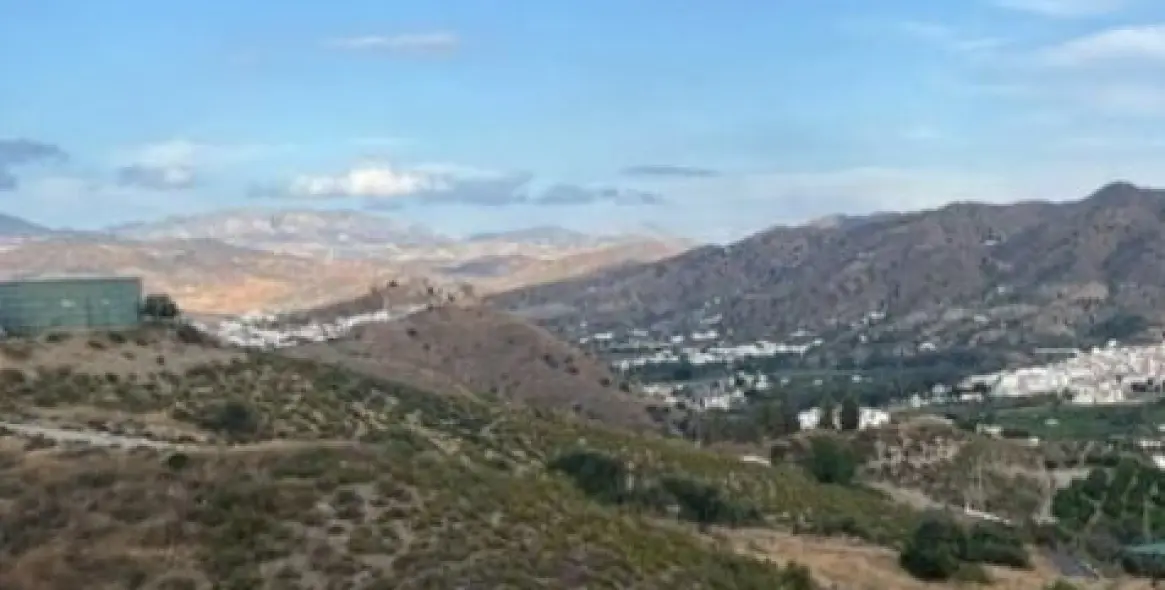 Sale of residential plot in Alora 2