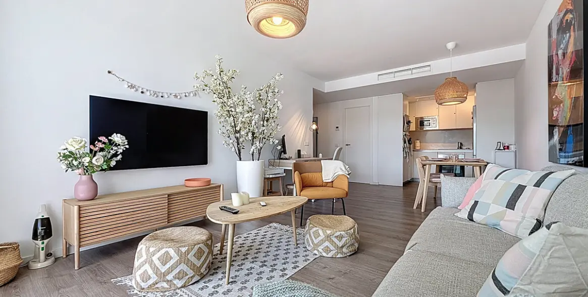 Sale of middle floor apartment in Estepona 8