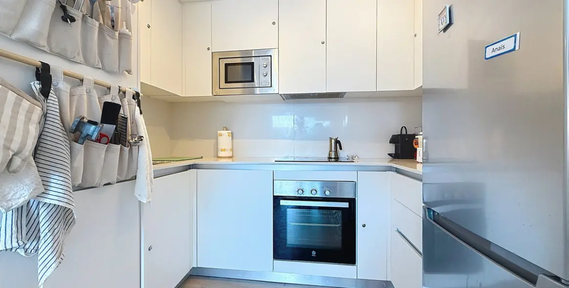 Sale of middle floor apartment in Estepona 12