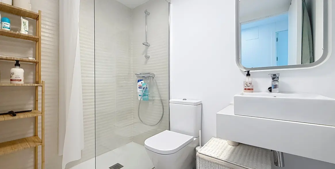 Продажа апартаментов на среднем этаже в Estepona 21