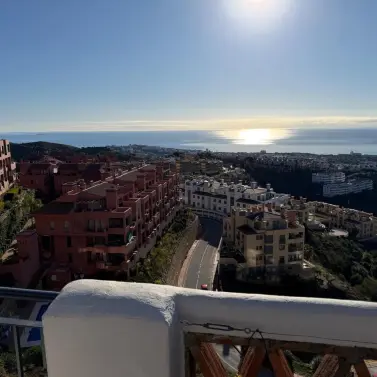 Sale of penthouse in Calahonda