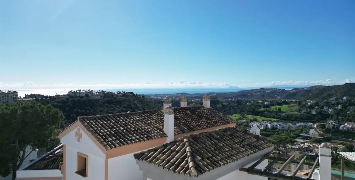 Sale of townhouse in La Heredia 26