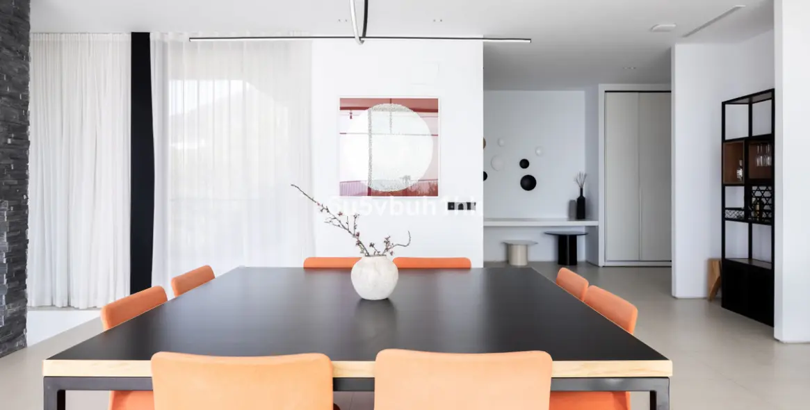 Продажа  отдельно стоящей виллы в Valtocado 15