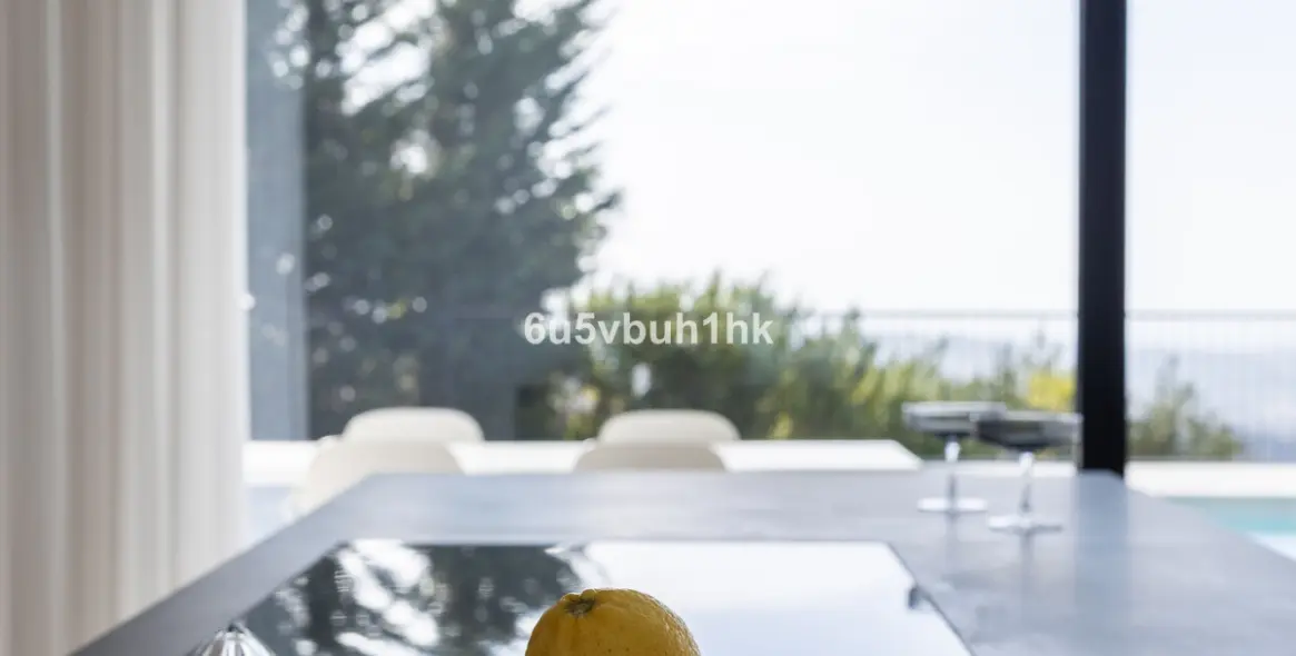 Продажа  отдельно стоящей виллы в Valtocado 17