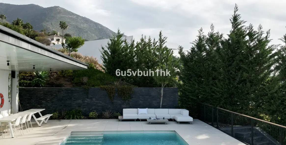 Venta de villa independiente en Valtocado 10