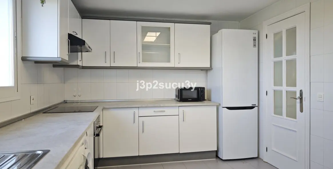 Long-term rent of middle floor apartment in Guadalmina Baja 15