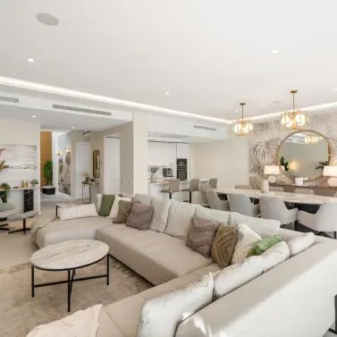 Short-term rent of detached villa in Santa Clara