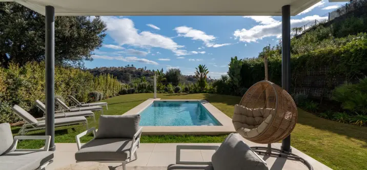 Short-term rent of detached villa in Santa Clara 2