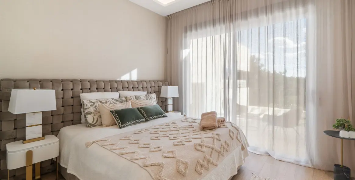 Short-term rent of detached villa in Santa Clara 18