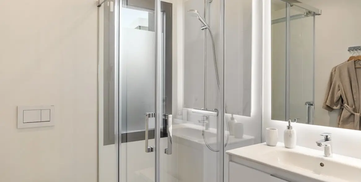 Short-term rent of detached villa in Santa Clara 39