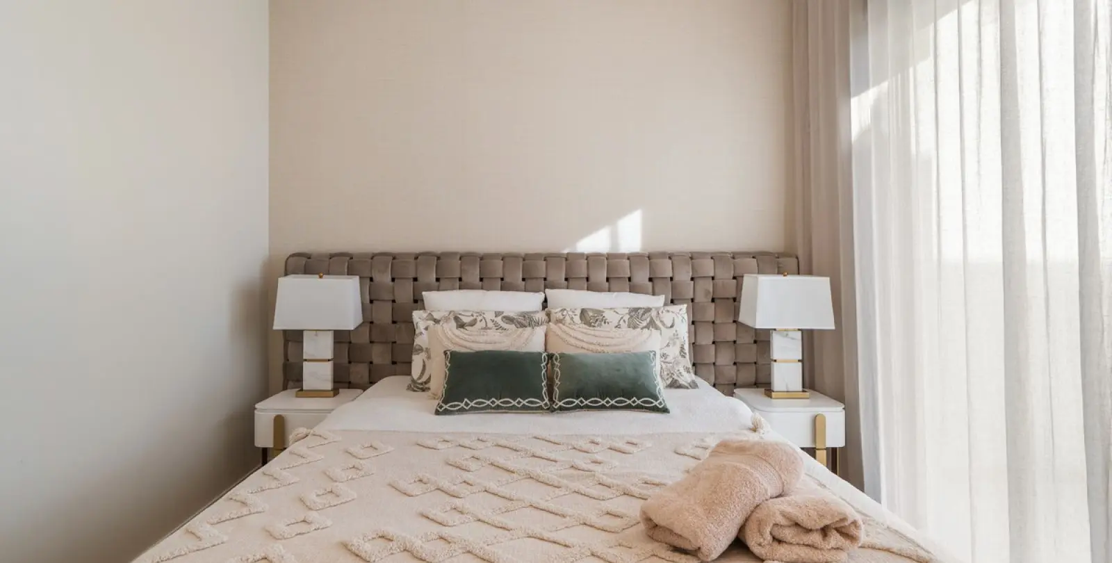 Short-term rent of detached villa in Santa Clara 21