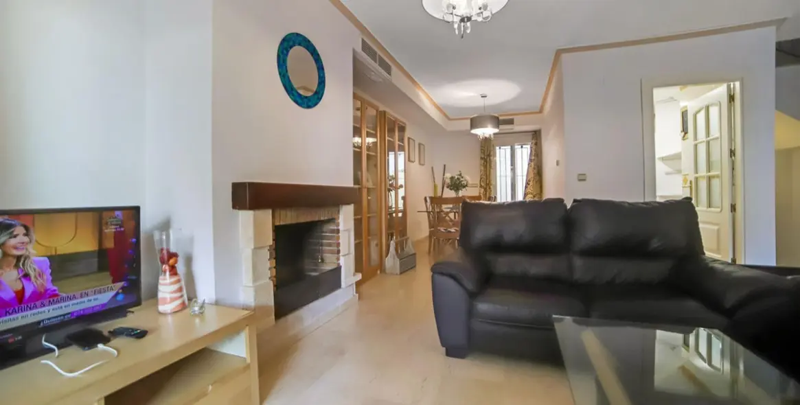 Long-term rent of townhouse in Las Chapas 8