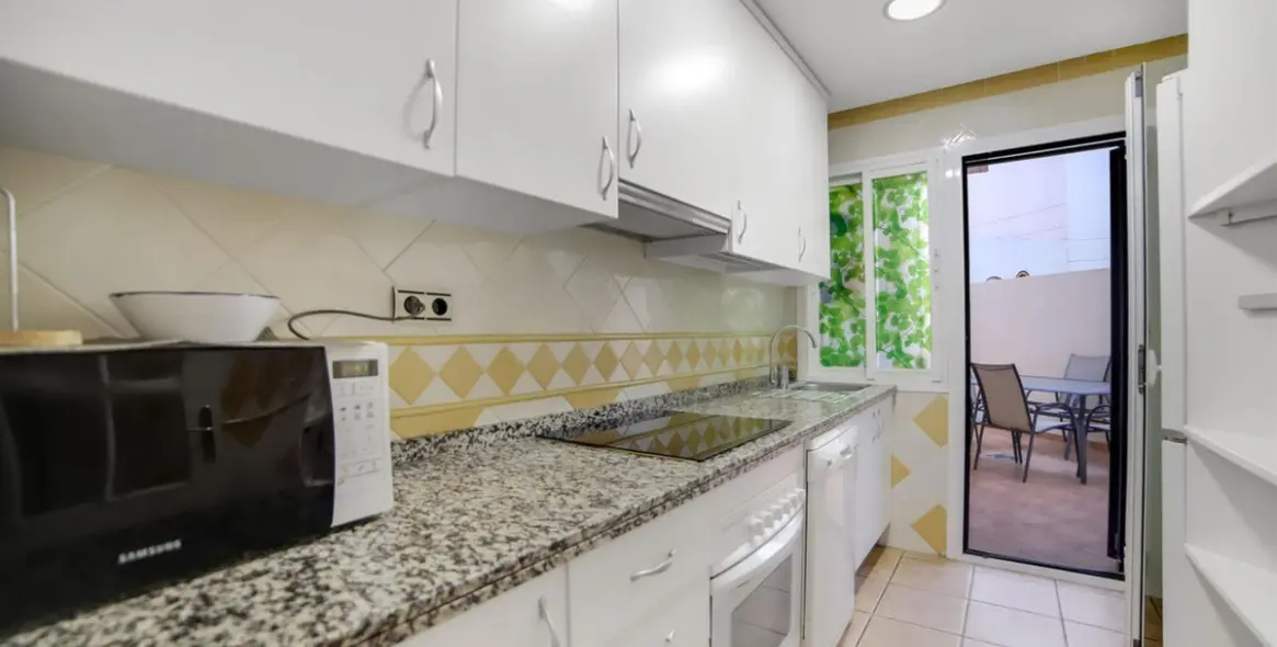 Long-term rent of townhouse in Las Chapas 11