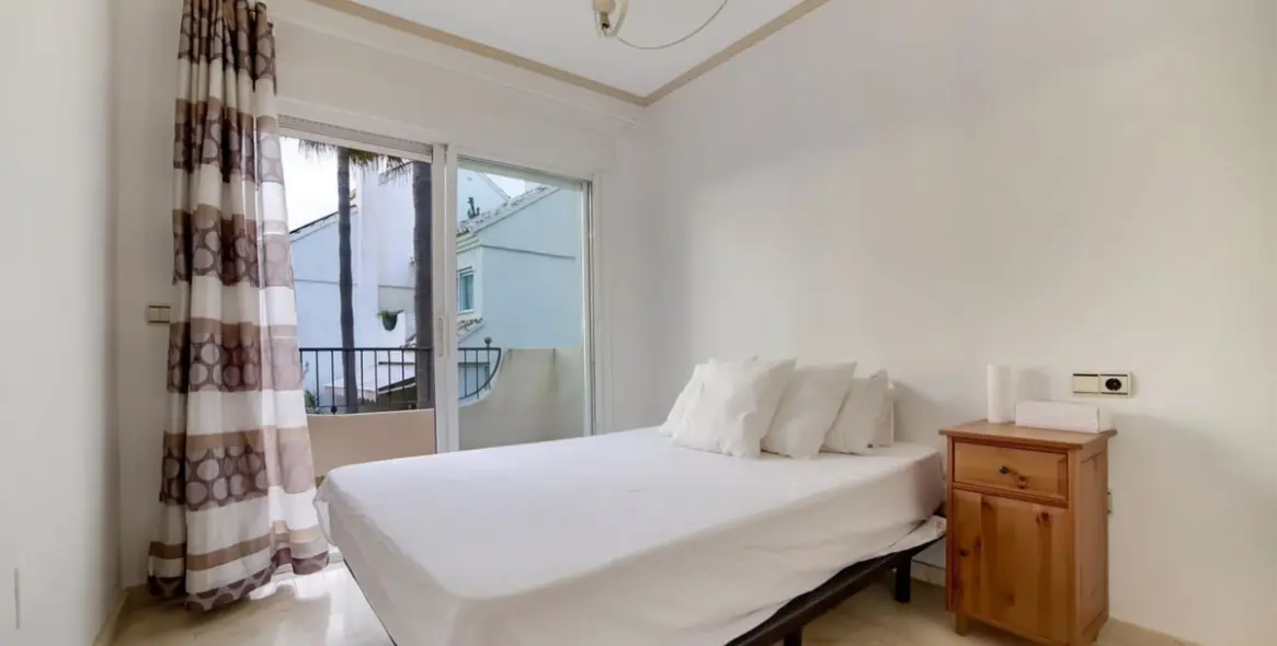 Long-term rent of townhouse in Las Chapas 15