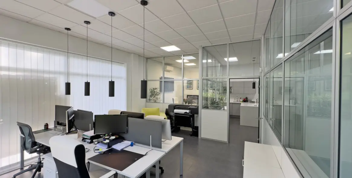 Long-term rent of office in Marbella 9