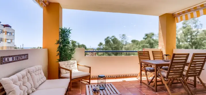 Продажа апартаментов на среднем этаже в Atalaya 1