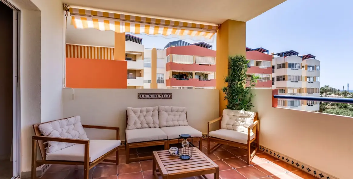 Продажа апартаментов на среднем этаже в Atalaya 3