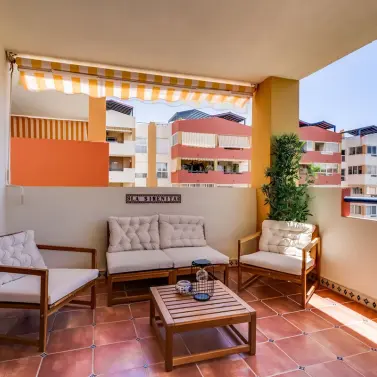 Продажа апартаментов на среднем этаже в Atalaya