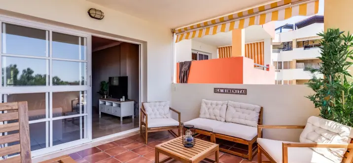 Продажа апартаментов на среднем этаже в Atalaya 3