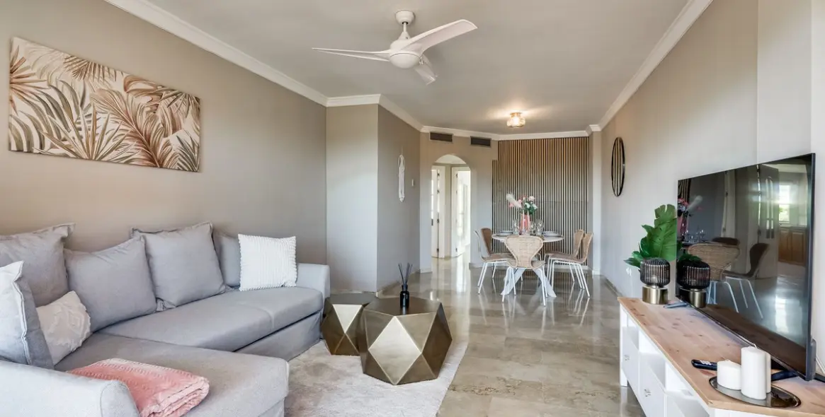 Продажа апартаментов на среднем этаже в Atalaya 7