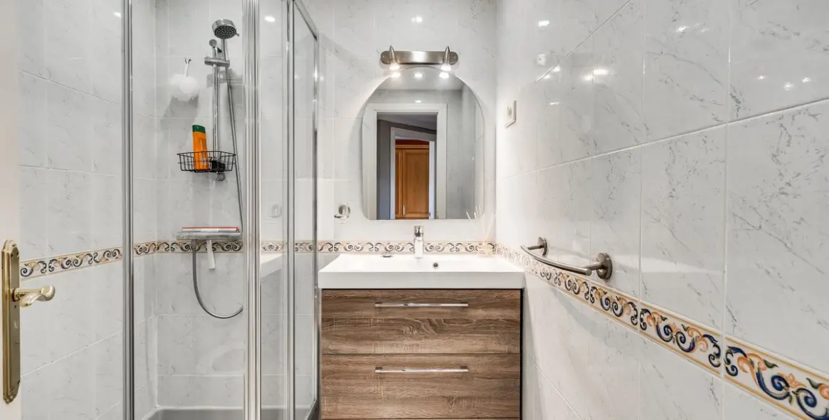 Продажа апартаментов на среднем этаже в Atalaya 17