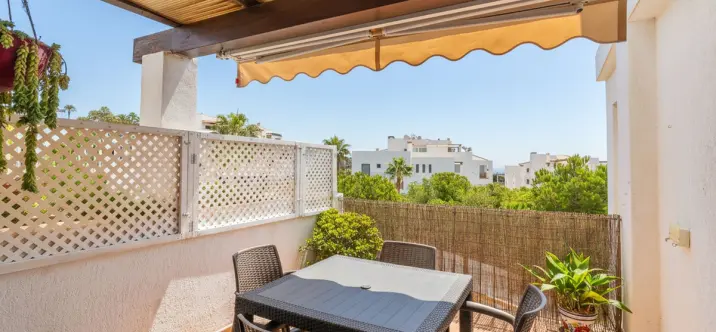Sale of middle floor apartment in La Cala de Mijas 0