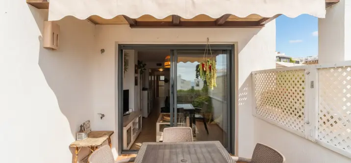 Sale of middle floor apartment in La Cala de Mijas 1