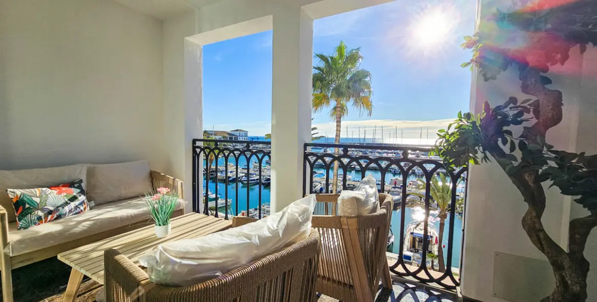 Продажа апартаментов на среднем этаже в La Duquesa 1