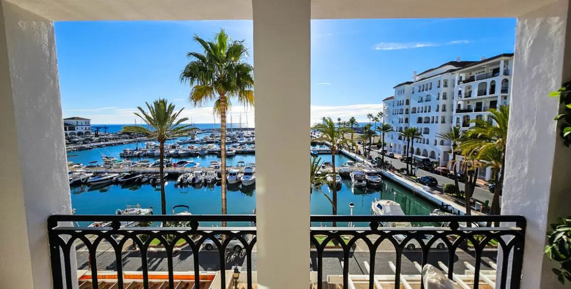 Продажа апартаментов на среднем этаже в La Duquesa 16