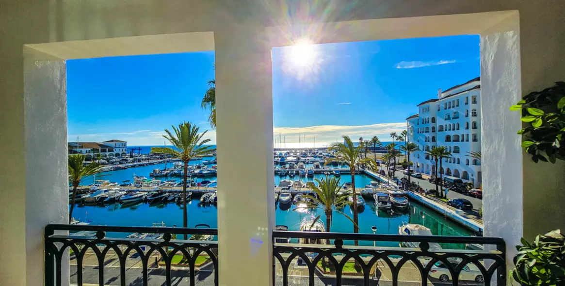 Продажа апартаментов на среднем этаже в La Duquesa 17