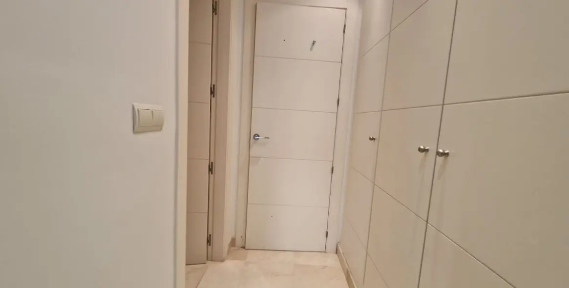 Продажа апартаментов на среднем этаже в Marbella 11