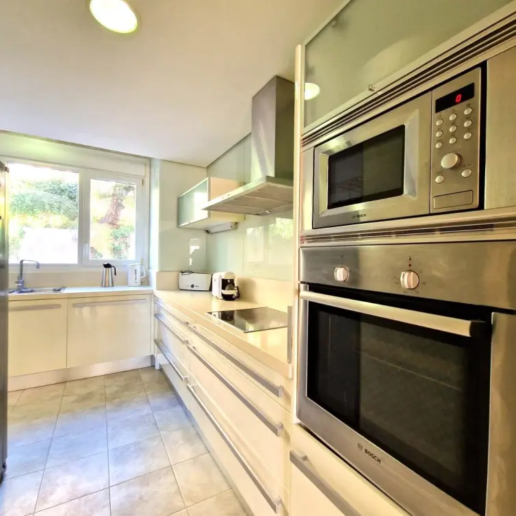 Sale of middle floor apartment in Marbella
