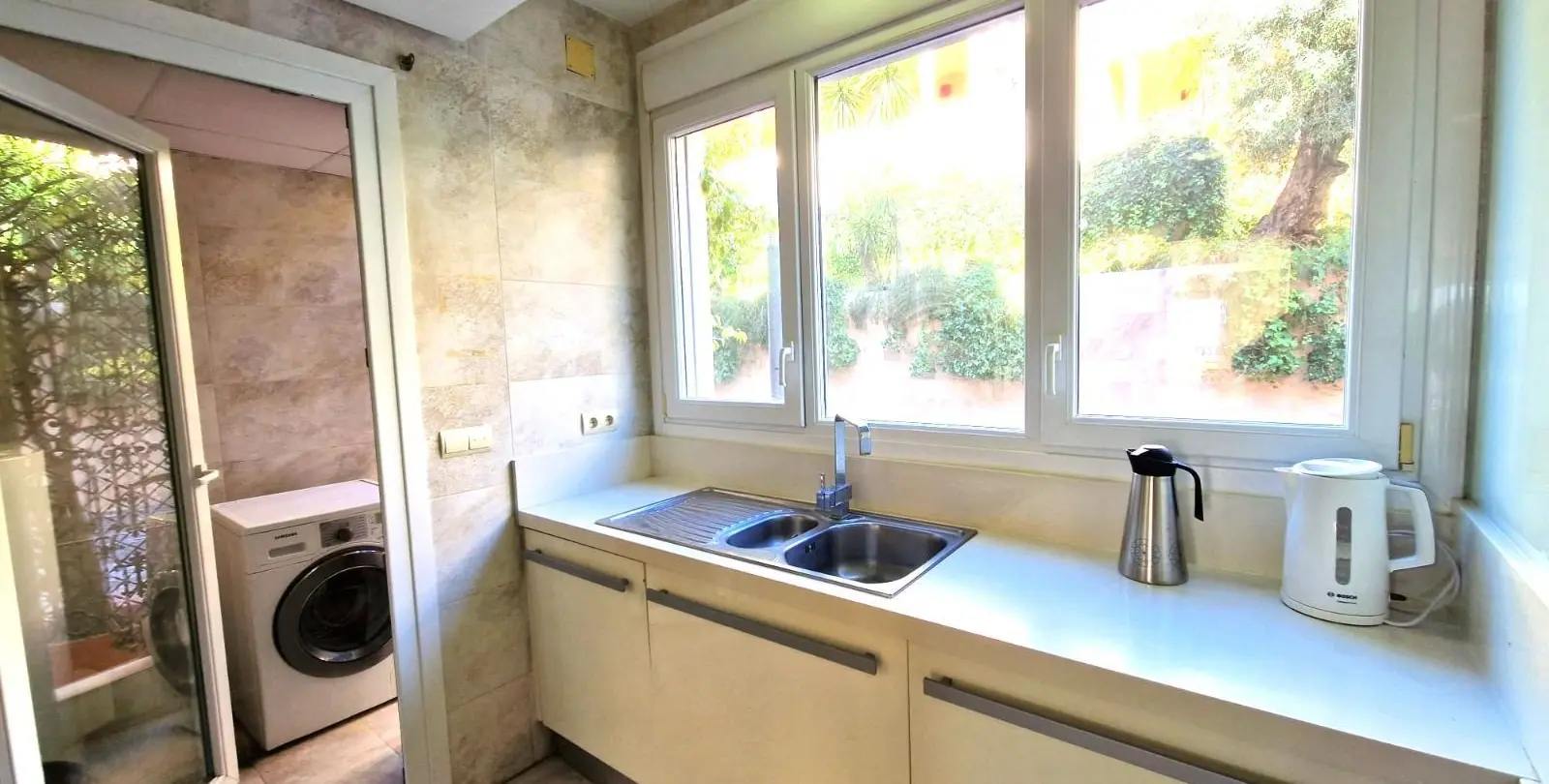 Sale of middle floor apartment in Marbella 6