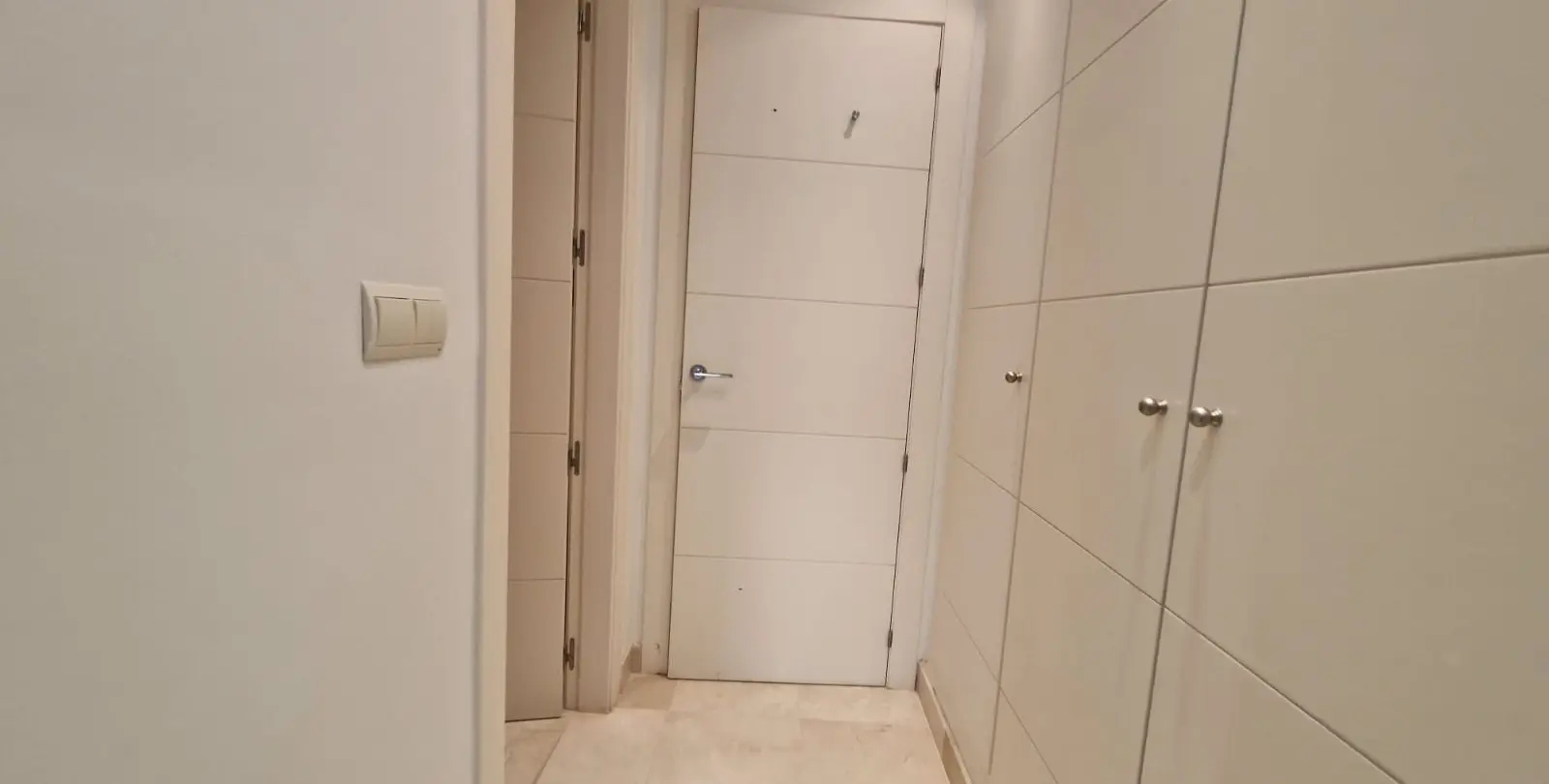 Sale of middle floor apartment in Marbella 11