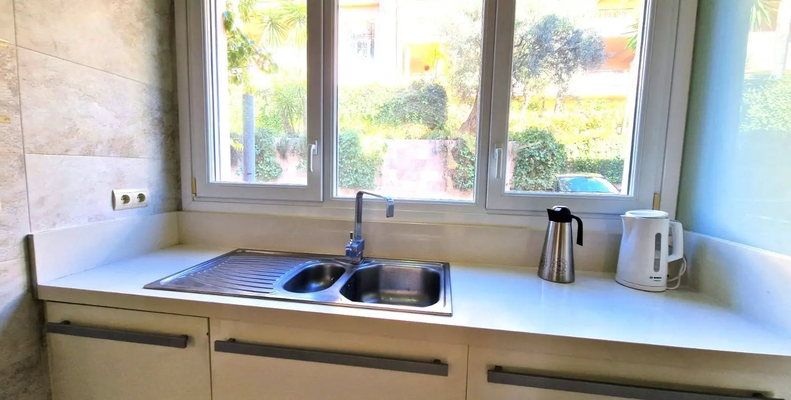 Sale of middle floor apartment in Marbella 24