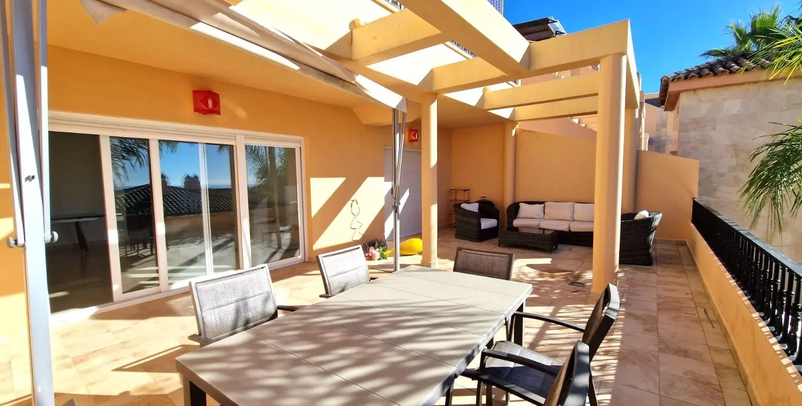 Sale of middle floor apartment in Marbella 31