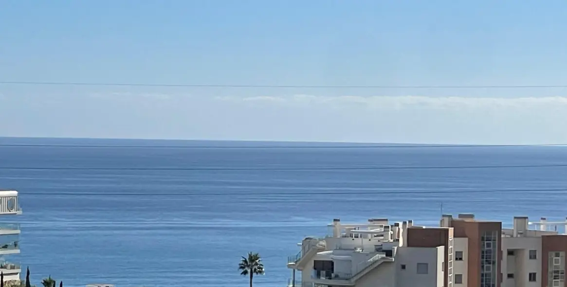 Продажа апартаментов на среднем этаже в Higueron 3