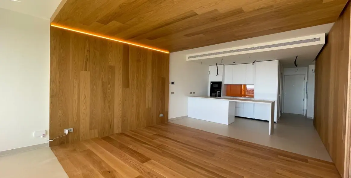 Продажа апартаментов на среднем этаже в Higueron 17